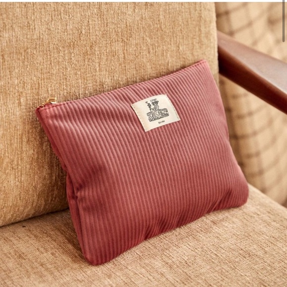 Sezane Handbags - Sezane Virgo pouch